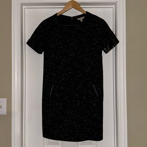 Banana Republic shift dress with faux leather trim. Size 8.